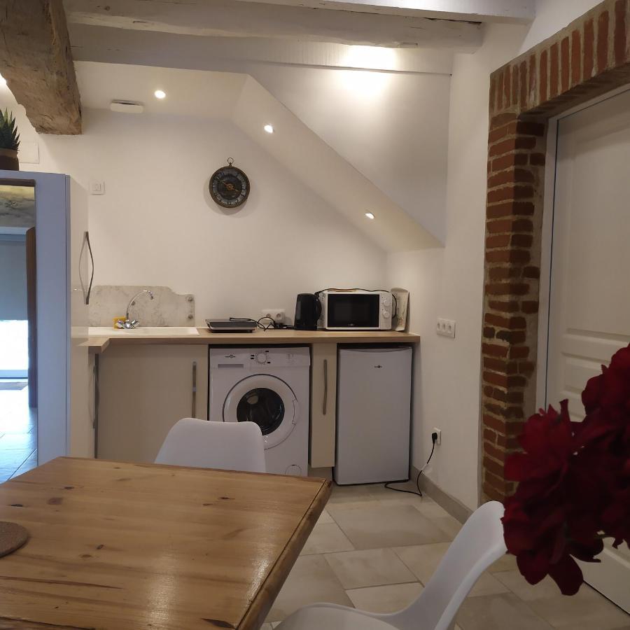 A 10Mn De Vichy Studio Dans Ancienne Etable 外观 照片